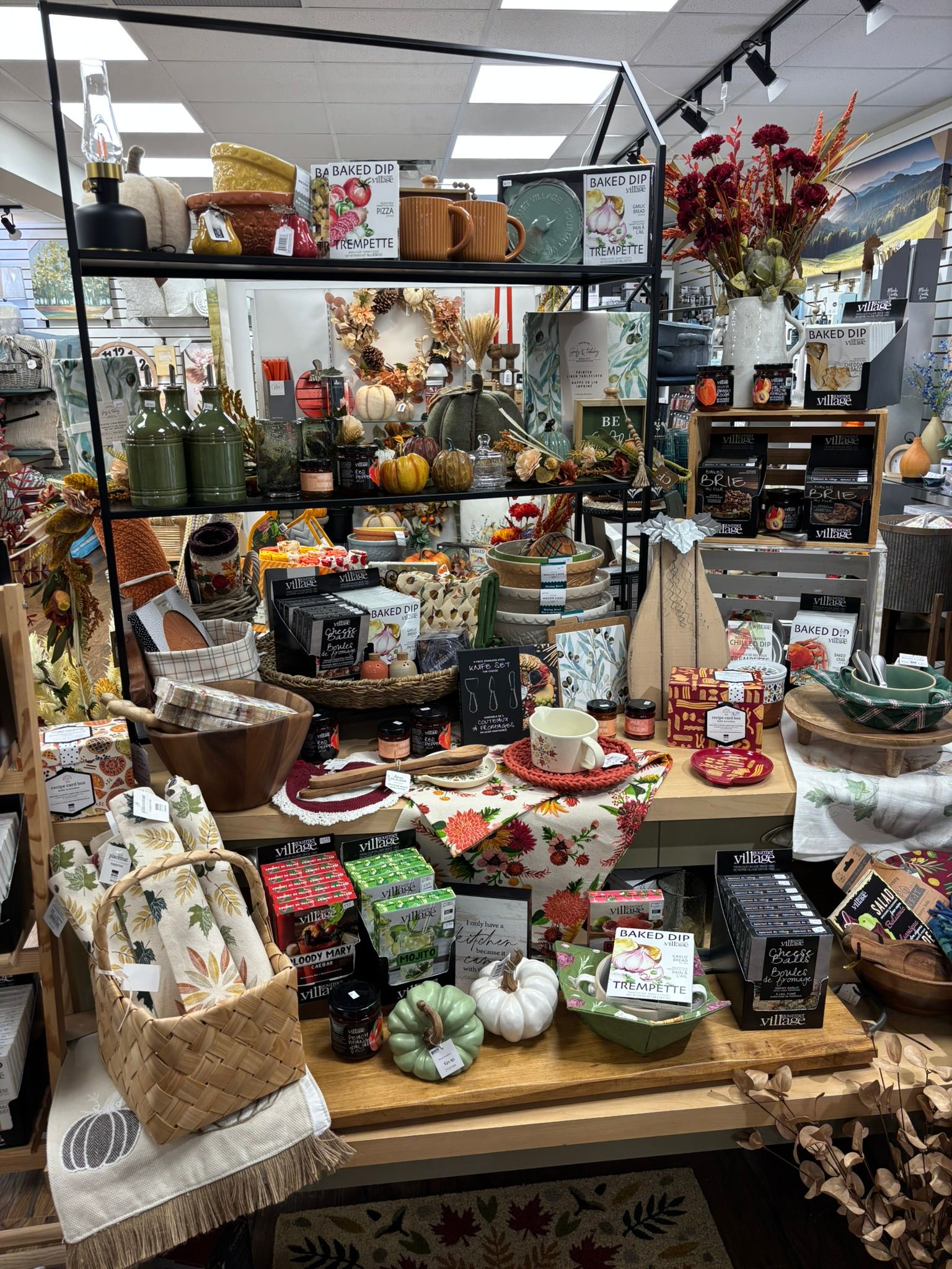 Autumn Kitchen & Table