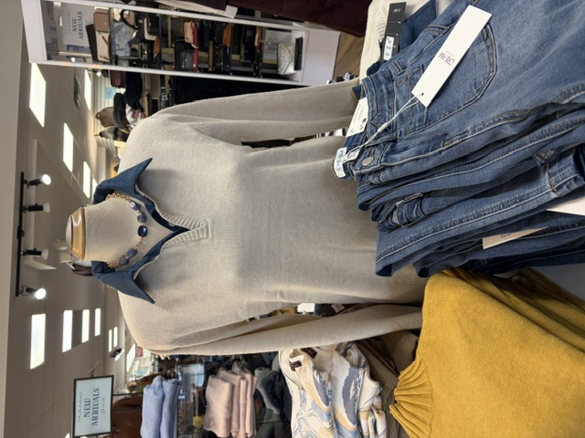 Oatmeal pullover with a denim collar and beaded necklace